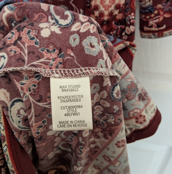 Max Studio Patterned 3/4 Length Sleeve Shift Dress - Picture 4 of 7